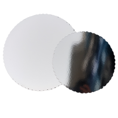 Cake Board, 10" x 0.045" (10" Silver Round Scallop) 10" x 0.045"